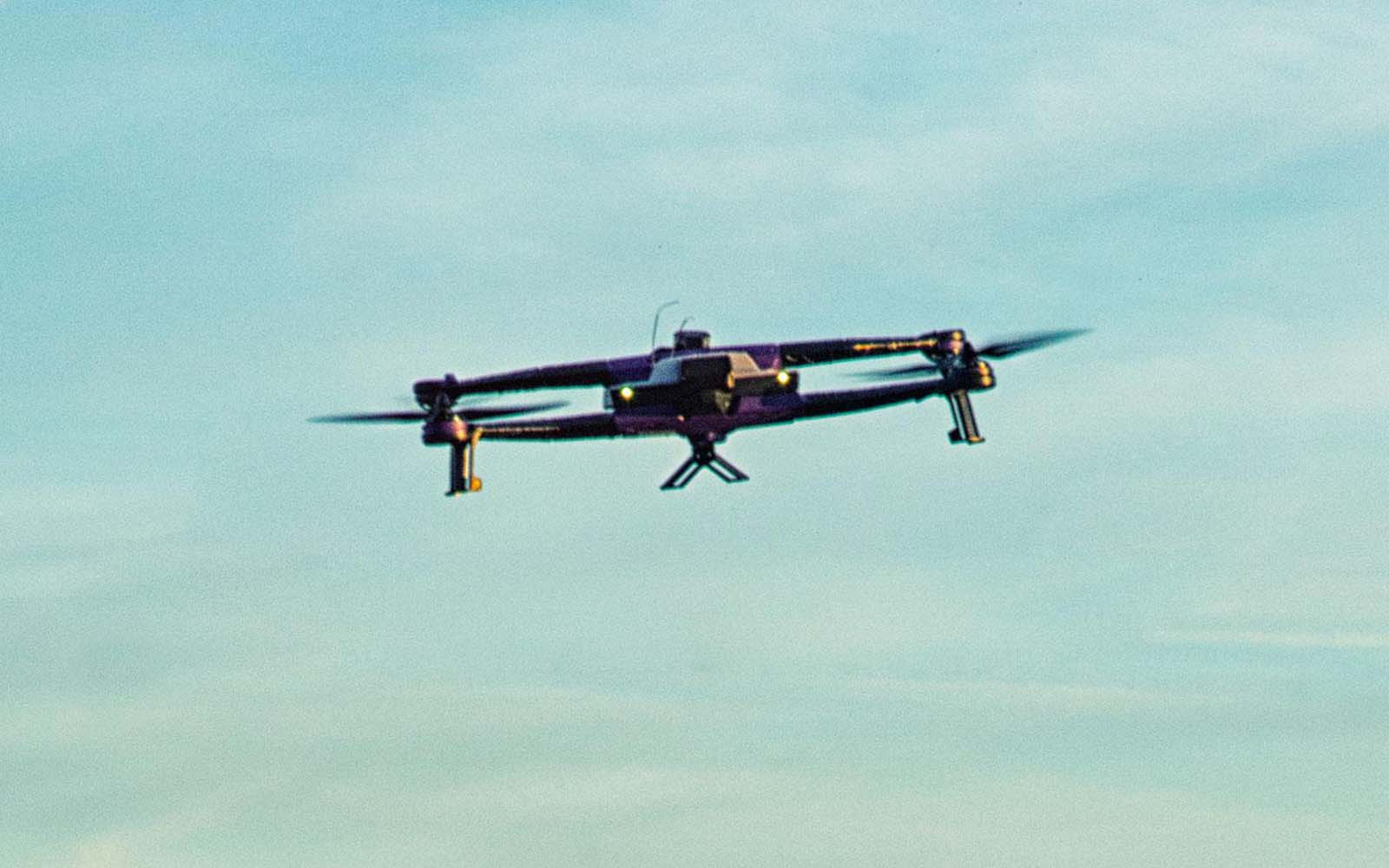Tecnologia-drones-air-dog-ii-boatshopping