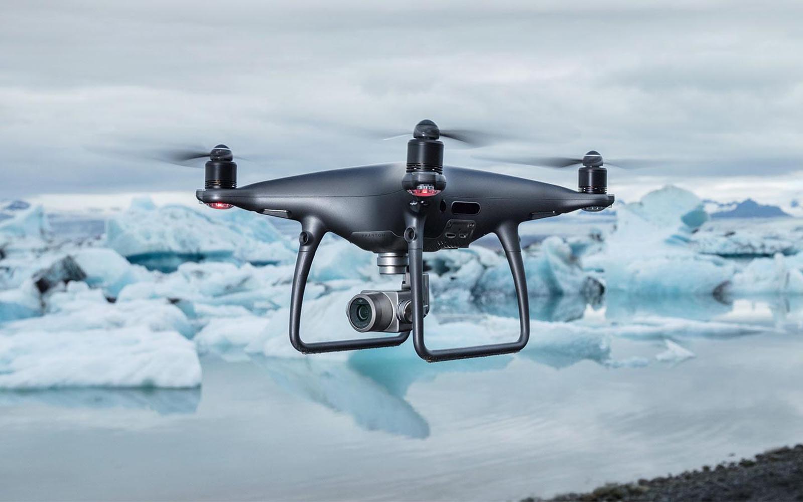 Tecnologia-drones-dji-phantom-4-boatshopping