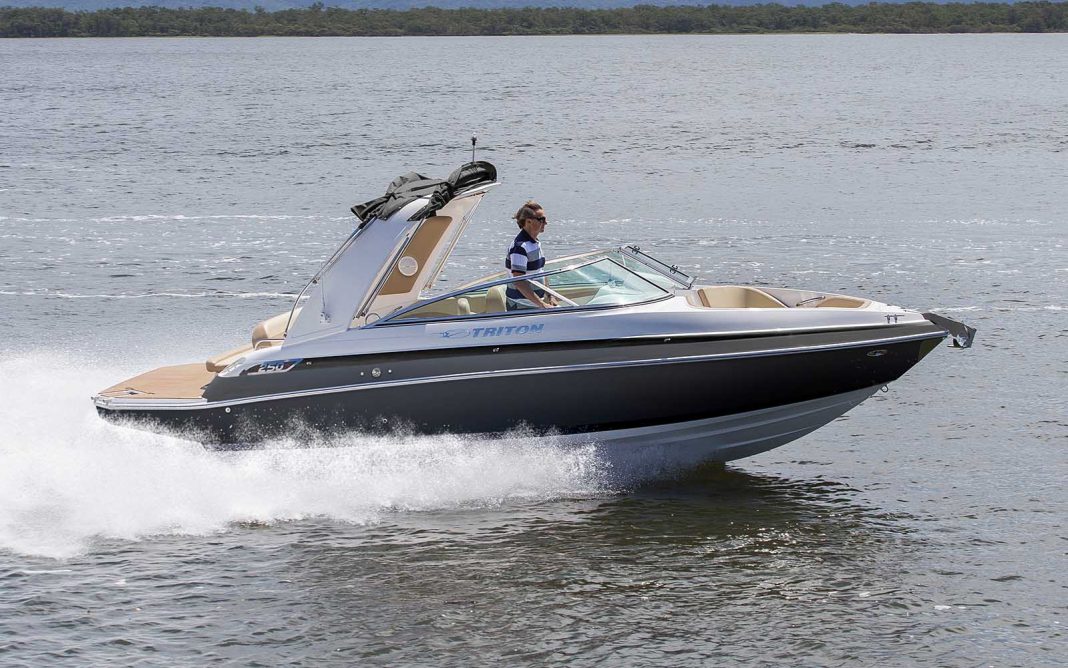 Triton Yachts lança promoção das lanchas de 25 e 36 pés Boat Shopping