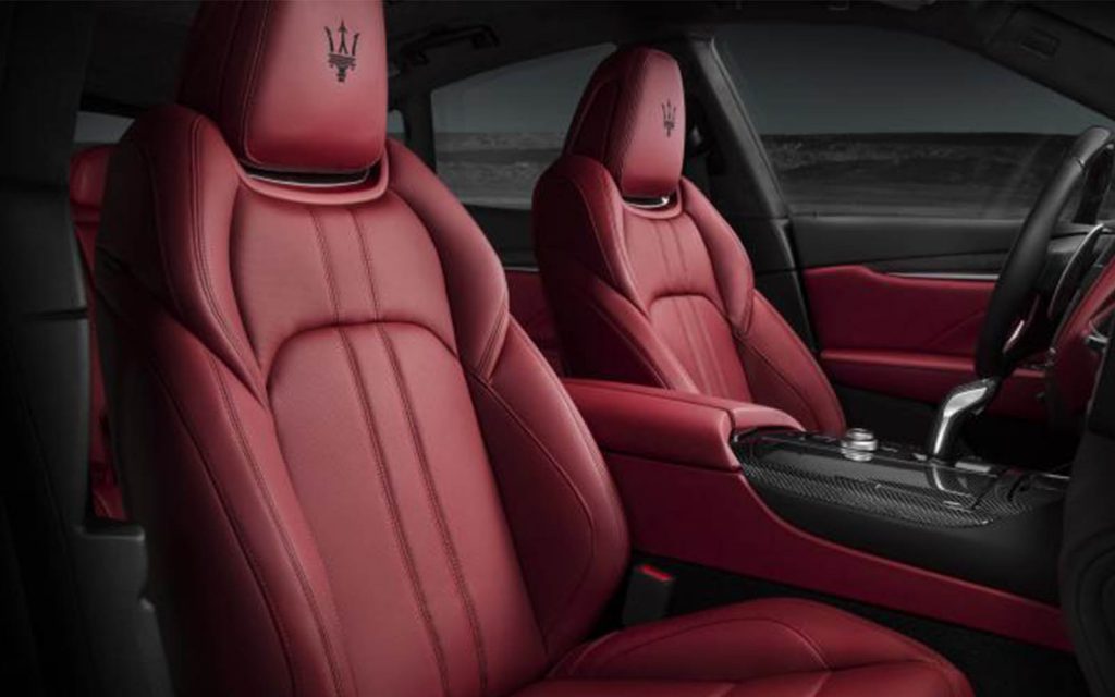 maserati-levante-gts-2019-interior2-boatshopping