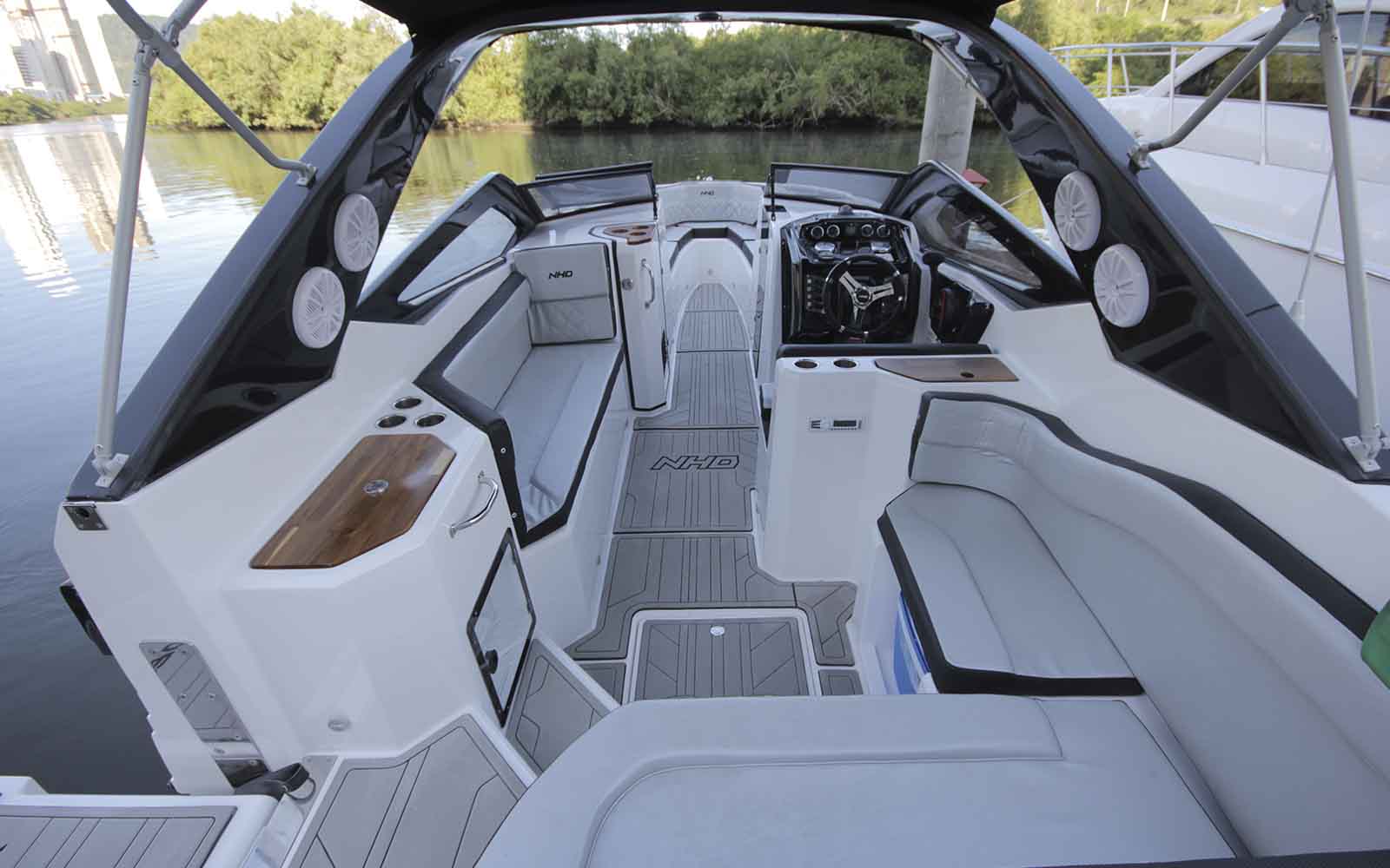 new hd boats nhd 270 - boat shopping