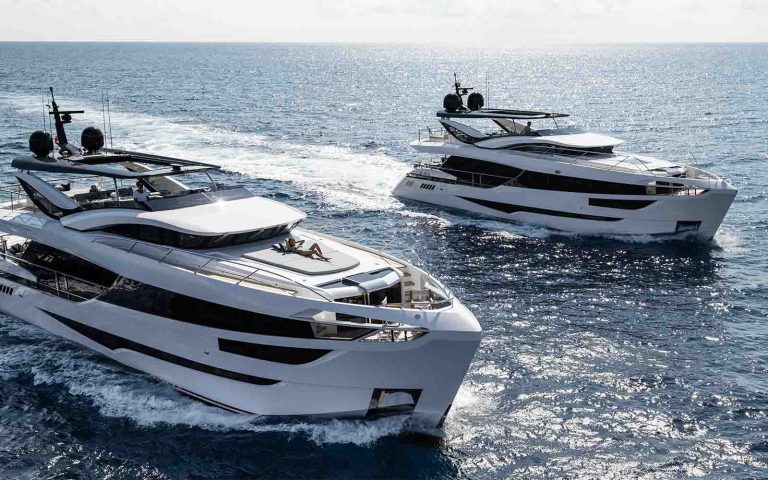 Dominator apresenta dois novos iates Ilumen 28M em Cannes