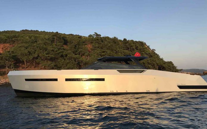 Mazu Yachts-52HT-07-boatshopping