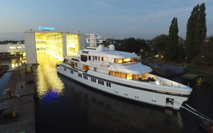 Feadship entrega primeiro superiate Ice-Classed-boatshopping