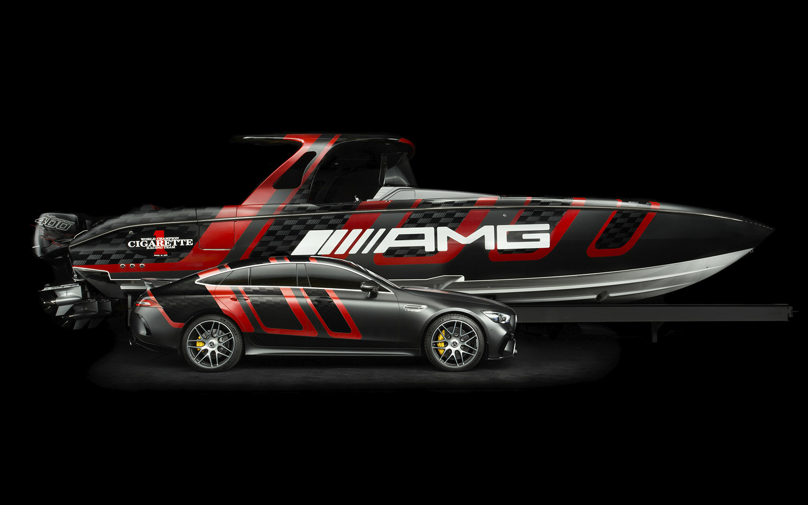 Merecedes AMG e Cigarette Racing apresentam o 41 AMG Carbon Edition no MIBS-boatshopping