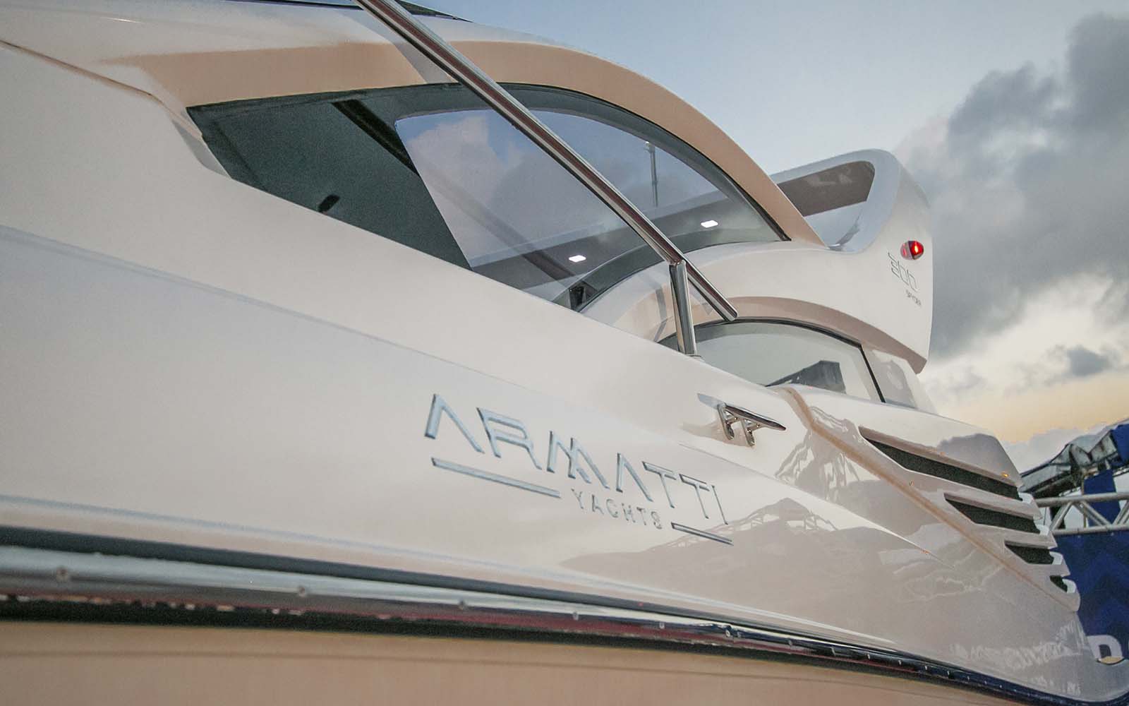 Armatti 300 Spyder - boat shopping