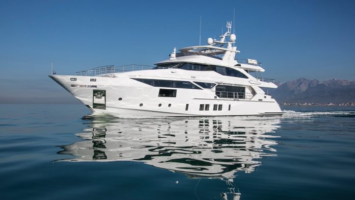 benetti entrega dois yachts - boat shopping