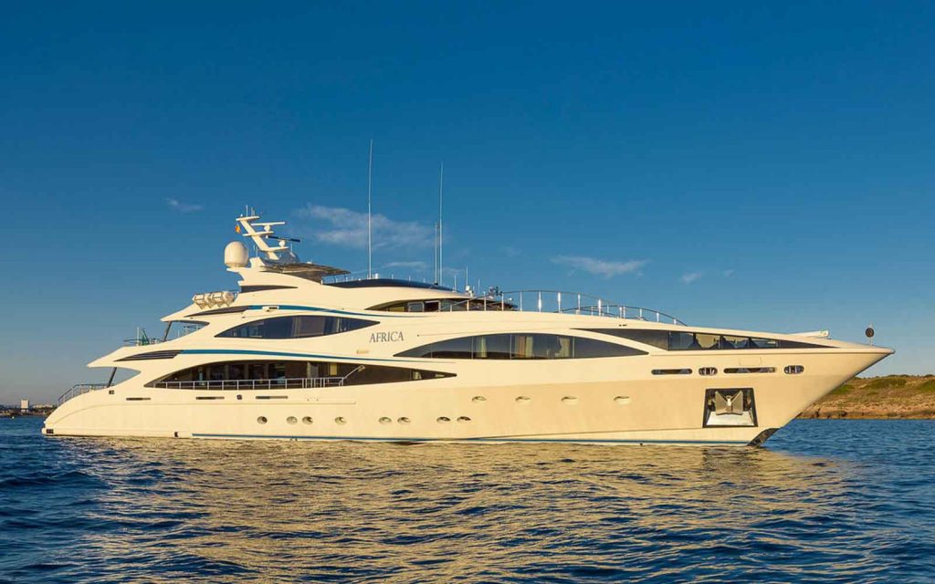 superiate africa benetti cristiano ronaldo - boat shopping 2