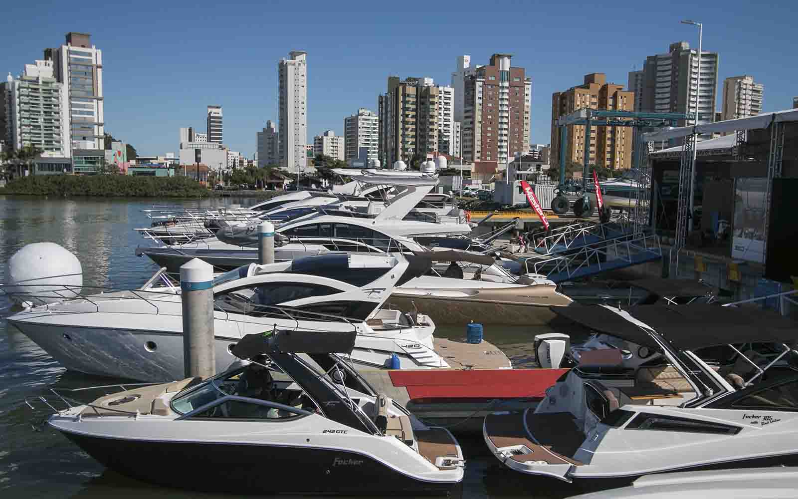 Salão Náutico Marina Itajaí - boat shopping 4