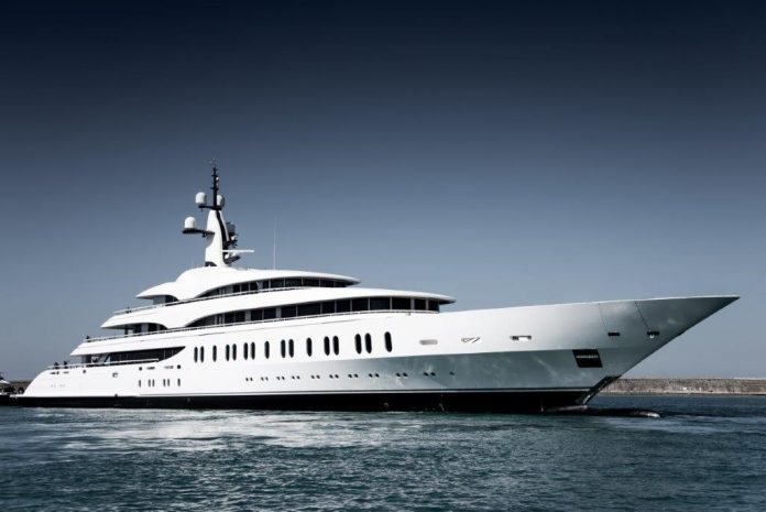 benetti entrega gigaiate de 108 metros - boat shopping