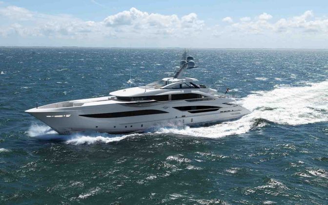 heesen superiate galvas - boat shopping 9