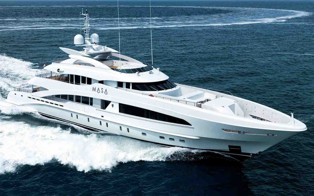 masa superiate heesen - boat shopping