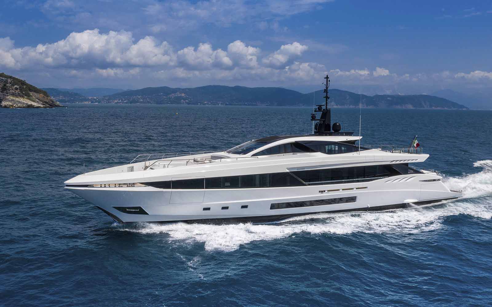 Mangusta GranSport 45 - boat shopping superiates