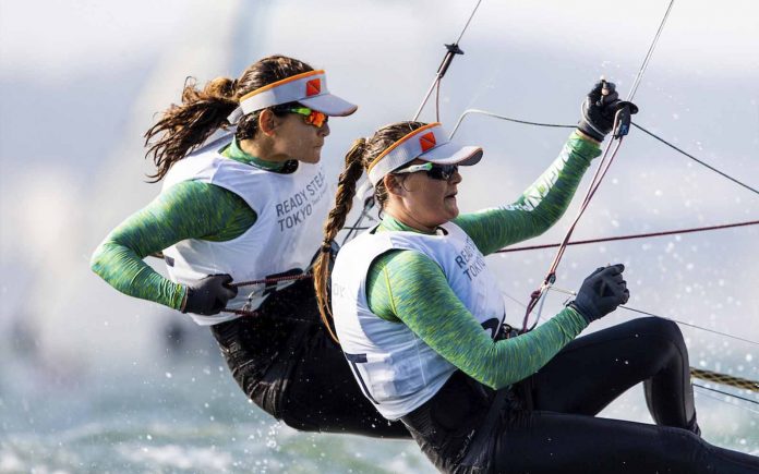 Martine Grael e Kahena Kunze bicampeãs toquio 2020 - boat shopping