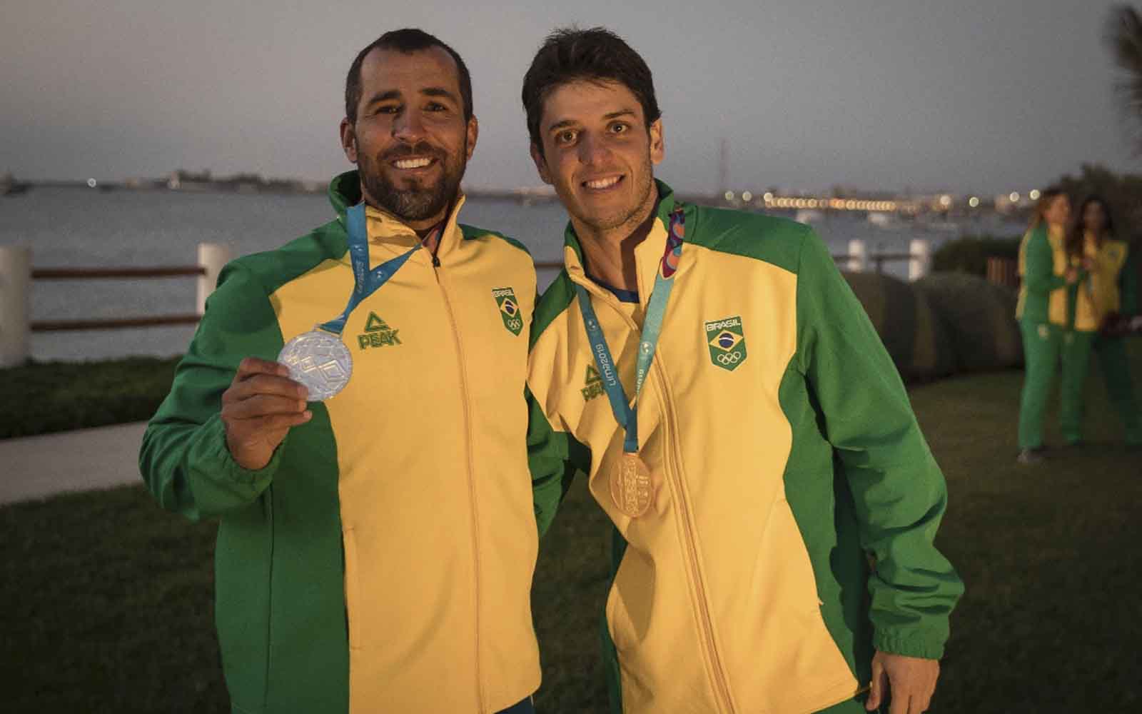 Matheus Dellagnelo e Bruno Fontes medalhas de ouro e prata vela pan americano - boat shopping