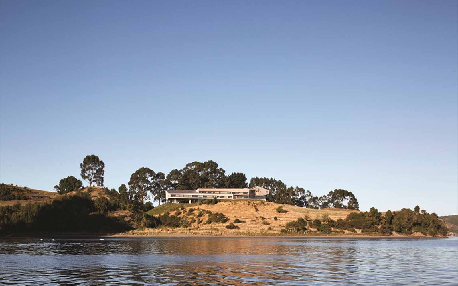 Tierra Chiloé - Exterior boat shopping