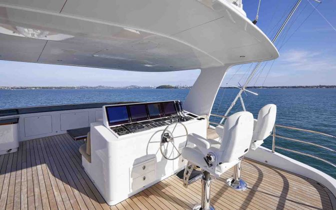 yachting development lanakai maxi yacht pesca - boat shopping