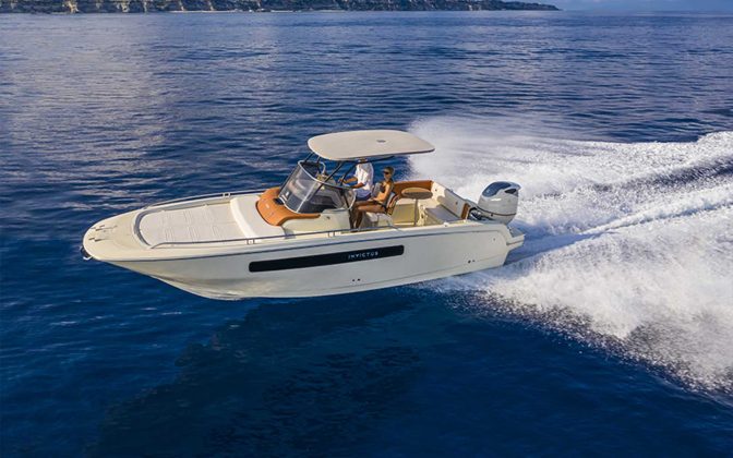 Invictus CX270 - boat shopping