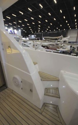 Real 600 Luxury - boat shopping 1