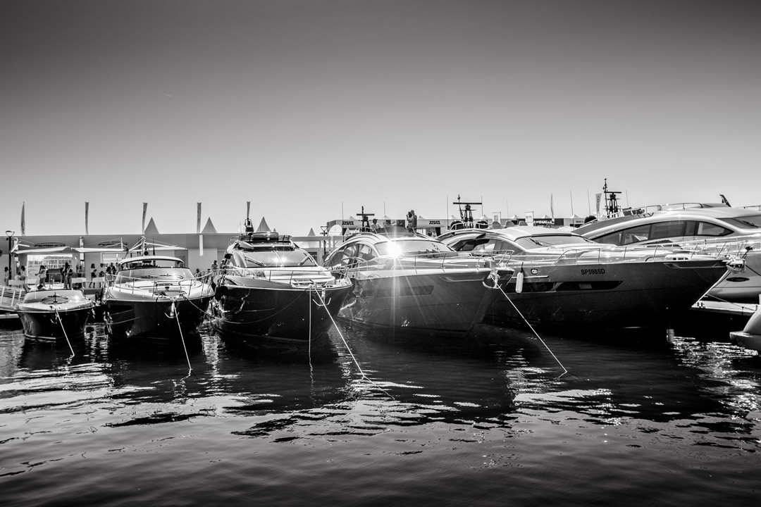 ferretti group cannes yachting festival 2019 - boat shopping