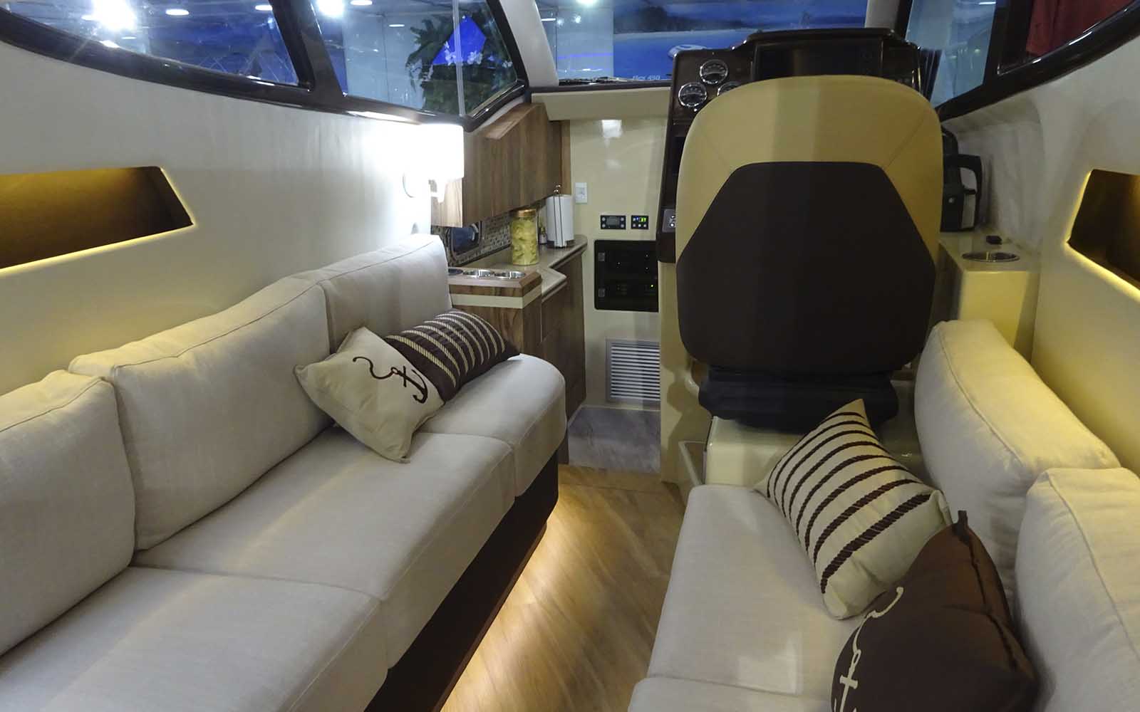 flex 1100 cabin - boat shopping