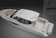Boston Whaler 405 Conquest - boat shopping