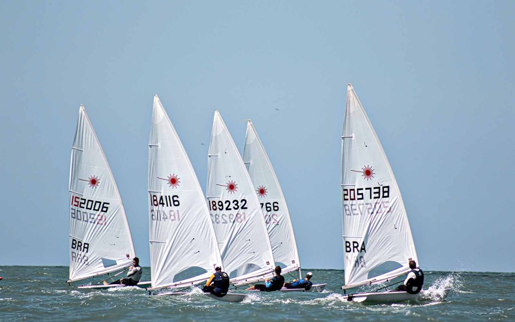 41º Campeonato Sul-Brasileiro de Laser - boat shopping 3