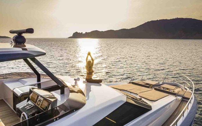 Ferretti Yachts 920 Pure - boat shopping