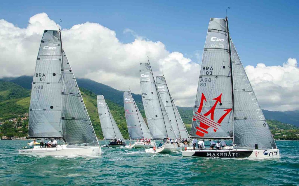 Largada da Classe C30 em Ilhabela (Aline Bassi Balaio de Ideias) - boat shopping