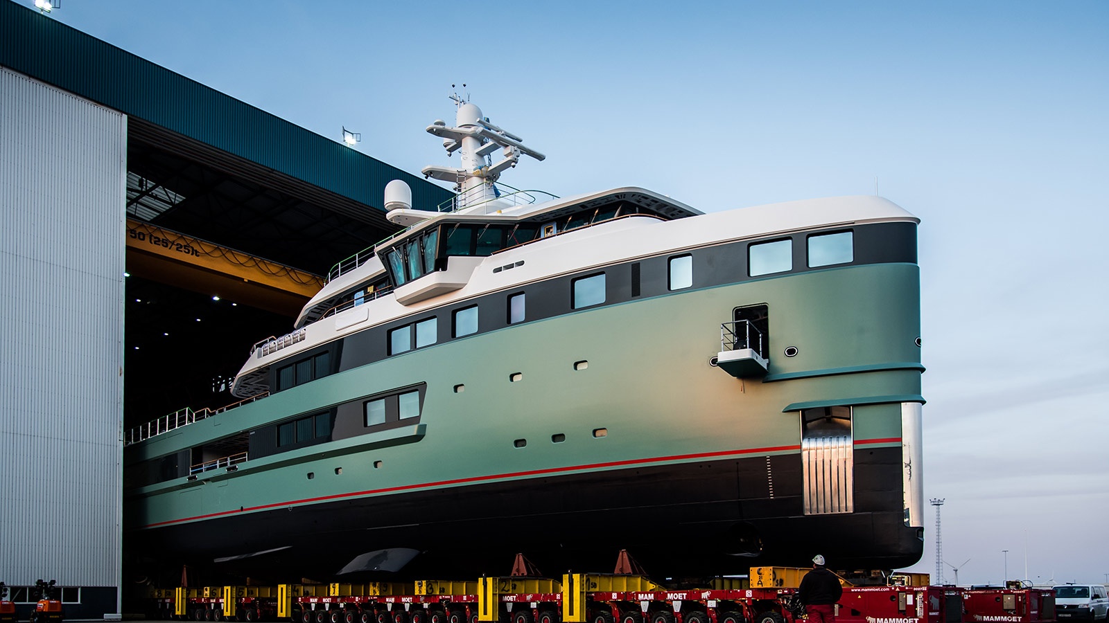 damen seaxplorer - boat shopping