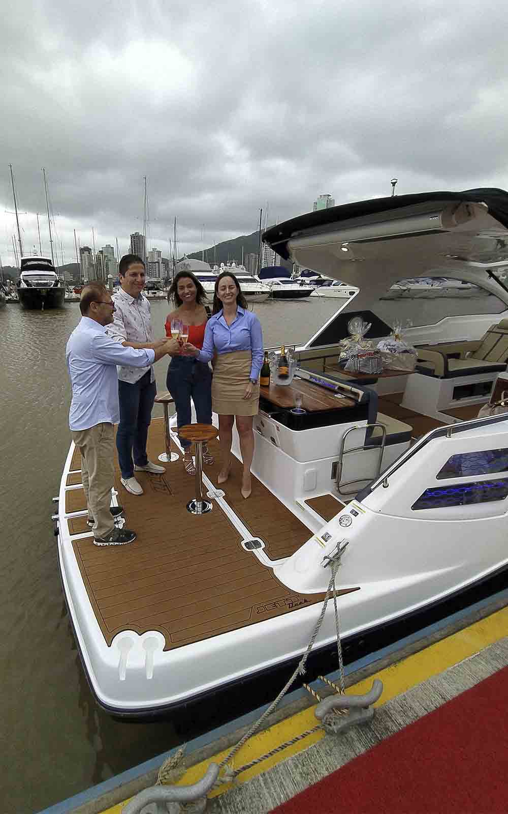 primeira fibrafort Focker 377 Gran Turismo - boat shopping