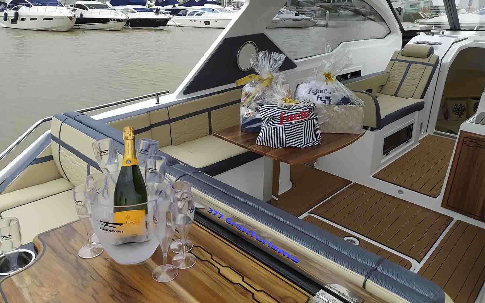 primeira fibrafort Focker 377 Gran Turismo - boat shopping