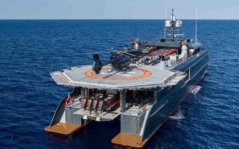 2. hodor heliponto – boat shopping