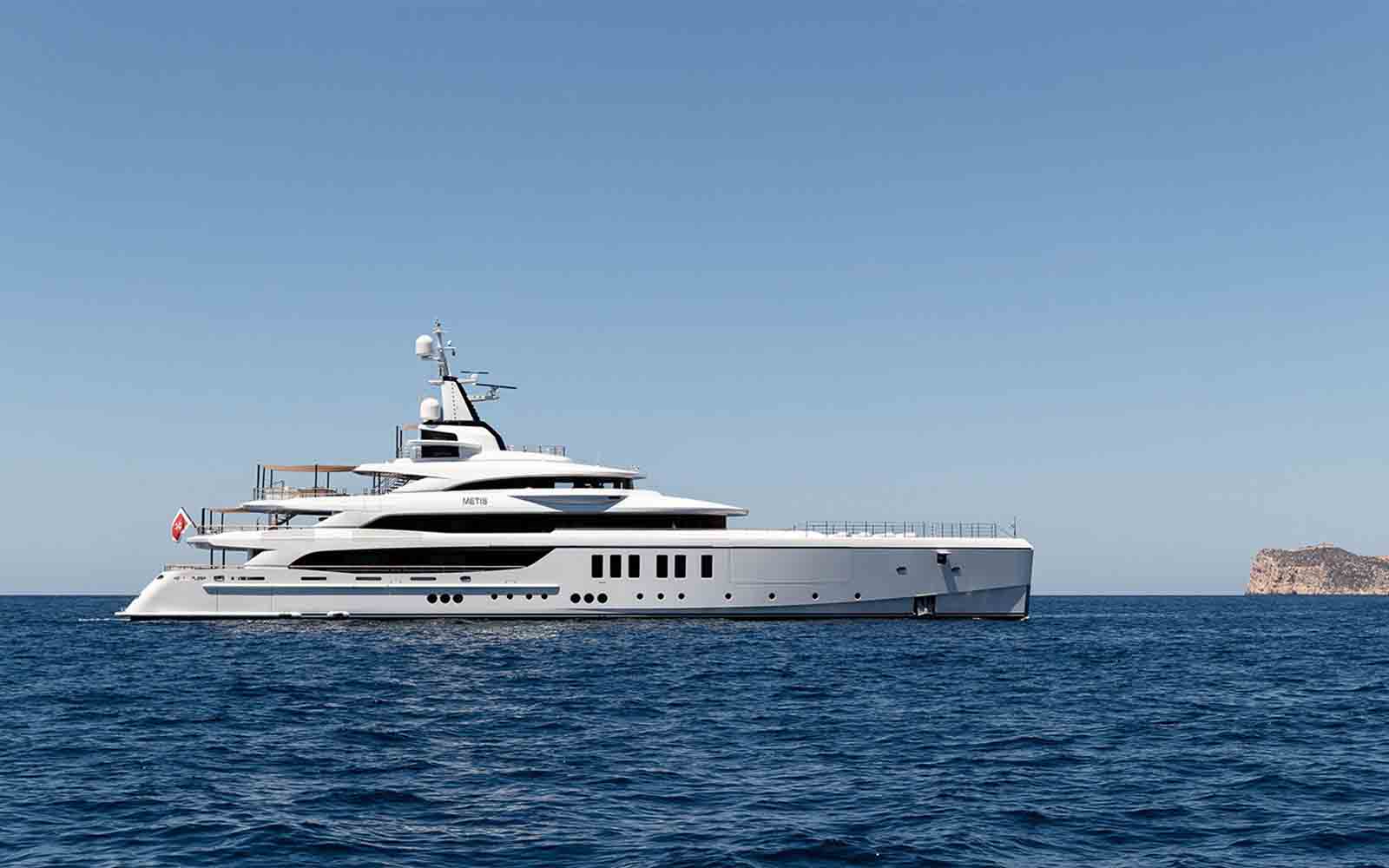 benetti metis superyacht - boat shopping