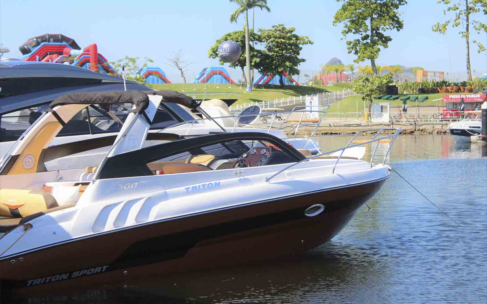 triton 300 sport - boat shopping
