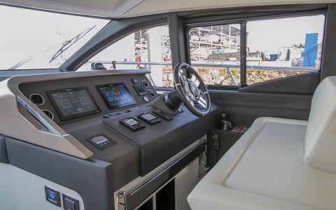 Azimut 56 – boat shopping 1