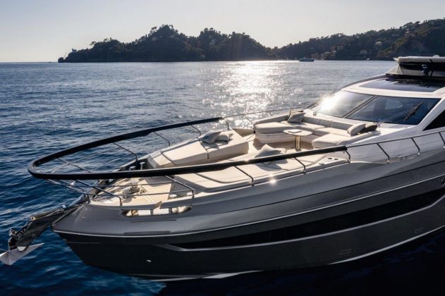 Azimut S8 - boat shopping