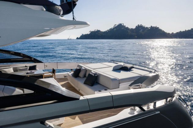 Azimut S8 - boat shopping