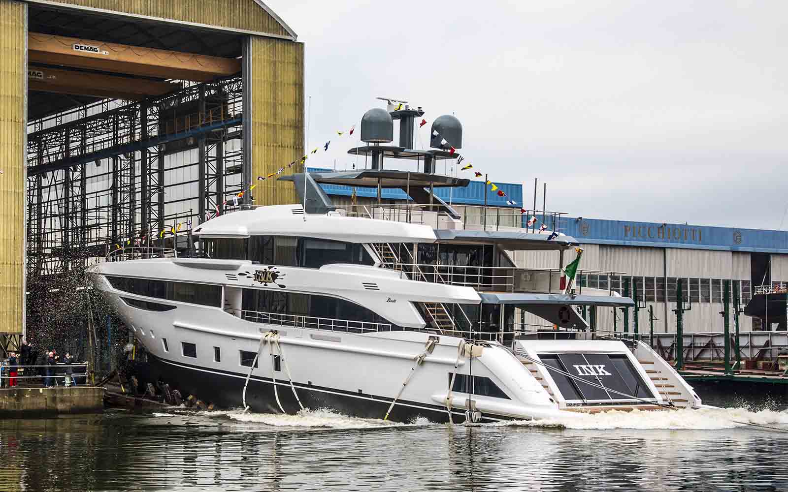 Benetti Yachts Diamond 145 - boat shopping