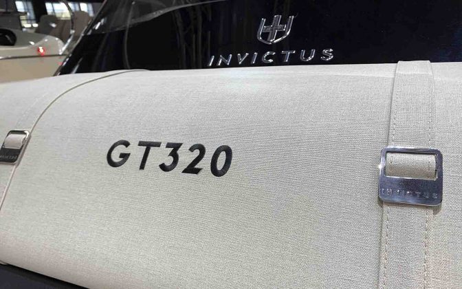 Invictus GT 320 Atelier - boat shopping