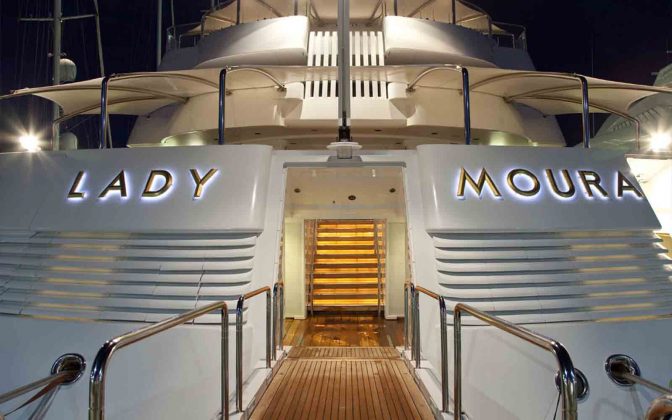 Superyacht Lady Moura - boat shopping