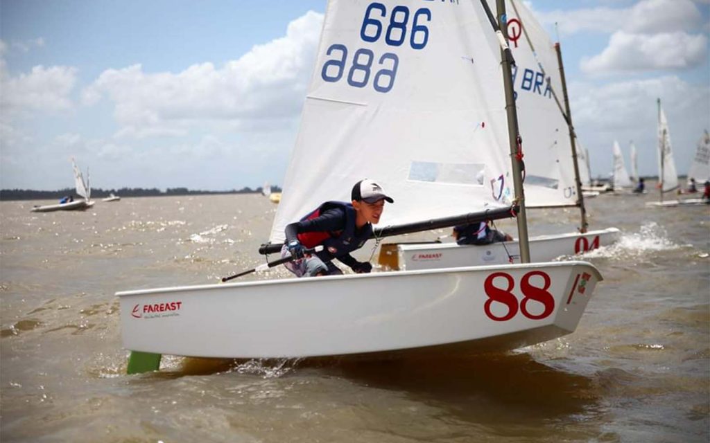 davi neves optimist estreante - boat shopping