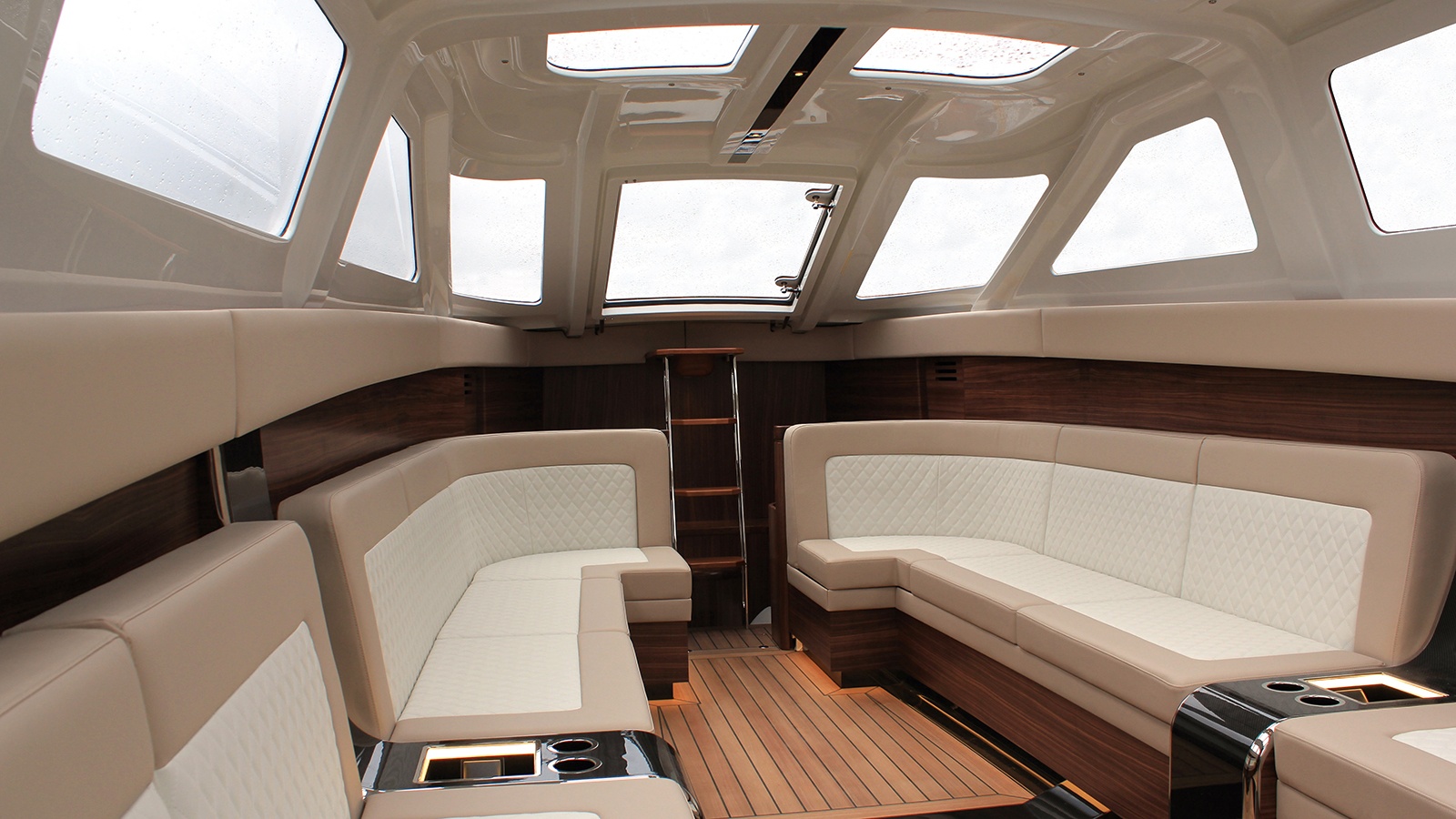 Vencedores do Boat International Design & Innovation Awards 2020 - boat shopping