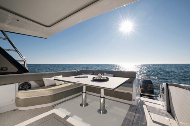 Azimut Verve 47 - boat shopping