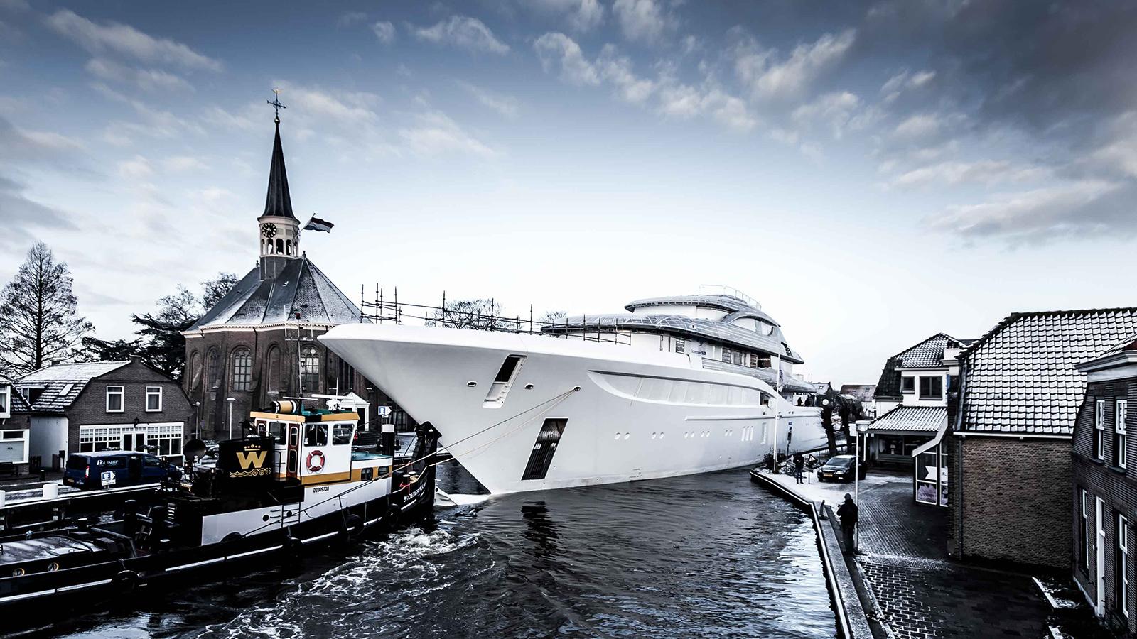 Feadship Project 705 - boat shopping