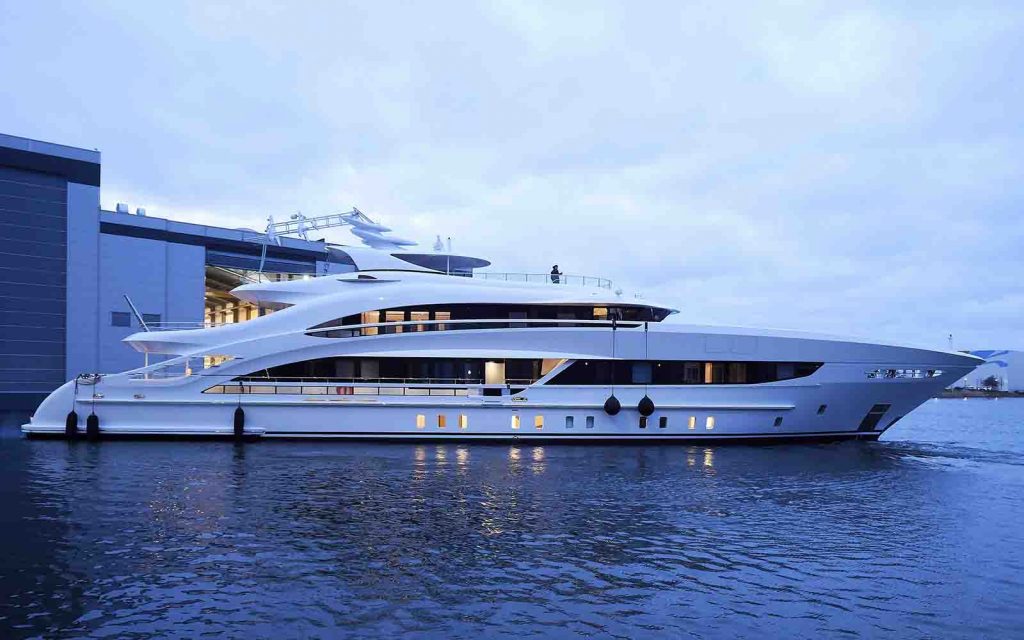 Heesen Yachts superiate Projeto Triton - boat shopping