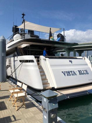 Miami Yacht Show - boat shopping