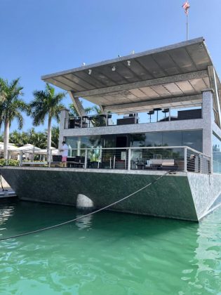 Miami Yacht Show - boat shopping