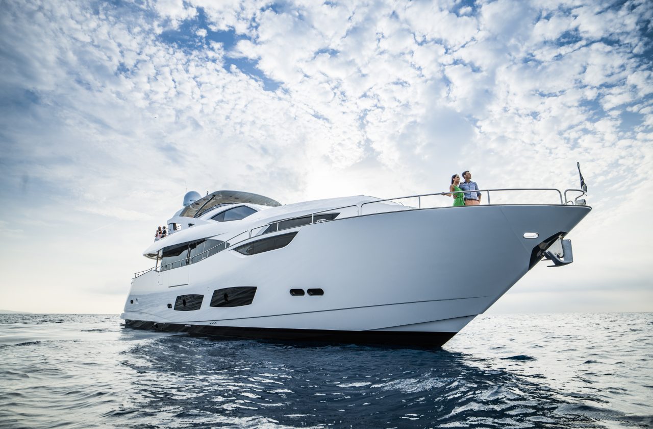 Sunseeker 95 Yacht Maje - boat shopping