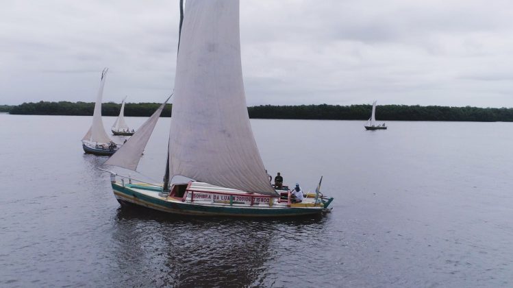 JAGUARIPE_T01E04_SAVEIRO SOMBRA DA LUA (série com amyr klink) - boat shopping